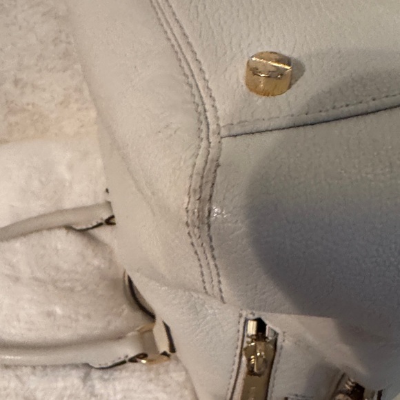 Michael Kors Cream Alexis Pebbled Leather Satchel with Gold Hardware - Picture 12 of 13